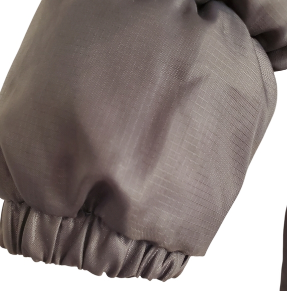 Girl's Pink Platinum Puffer Jacket with Hood - Gray and Pink. 4T - Picture 8 of 13